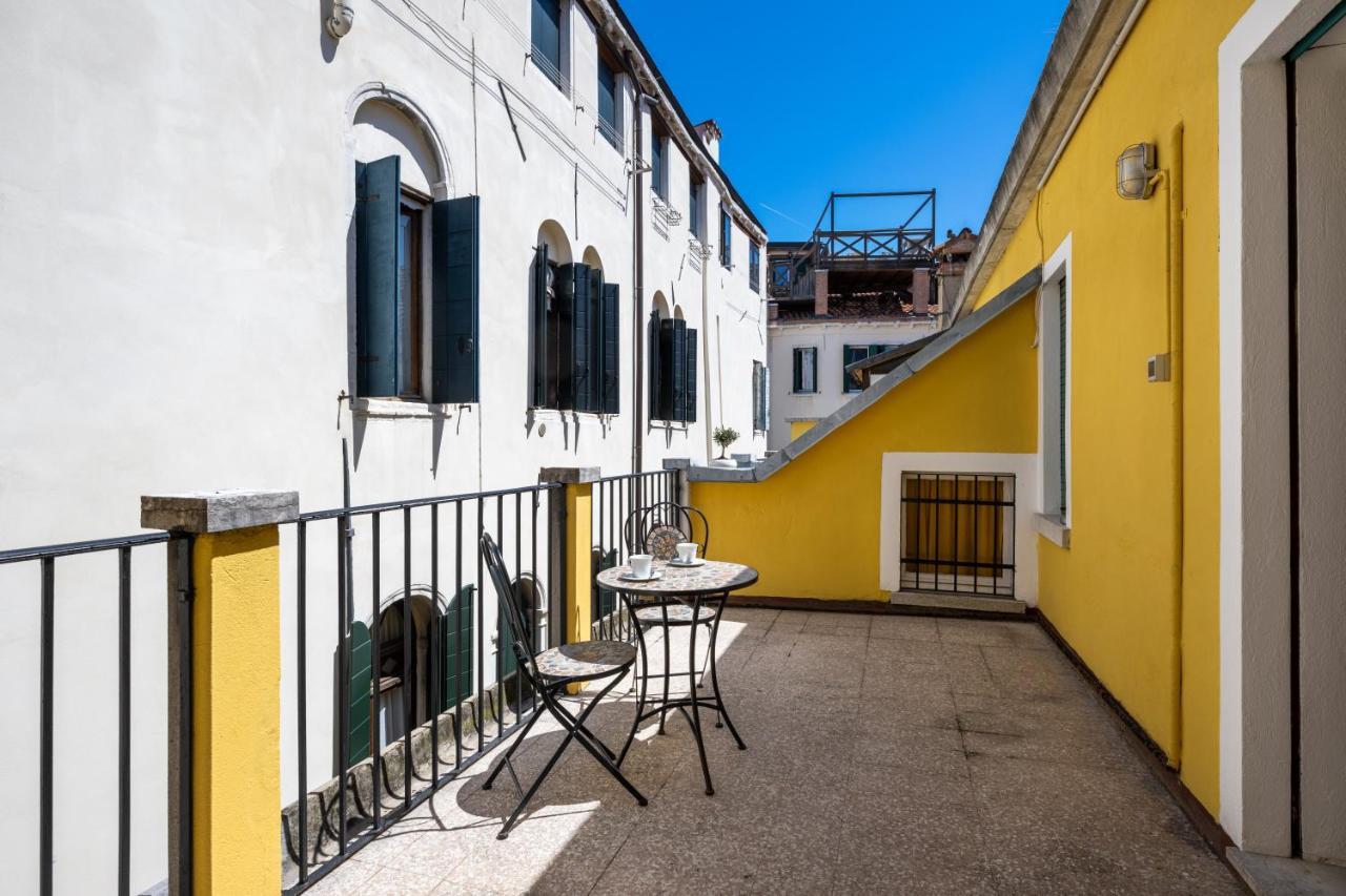 Hotel Apostoli Garden Velence Kültér fotó