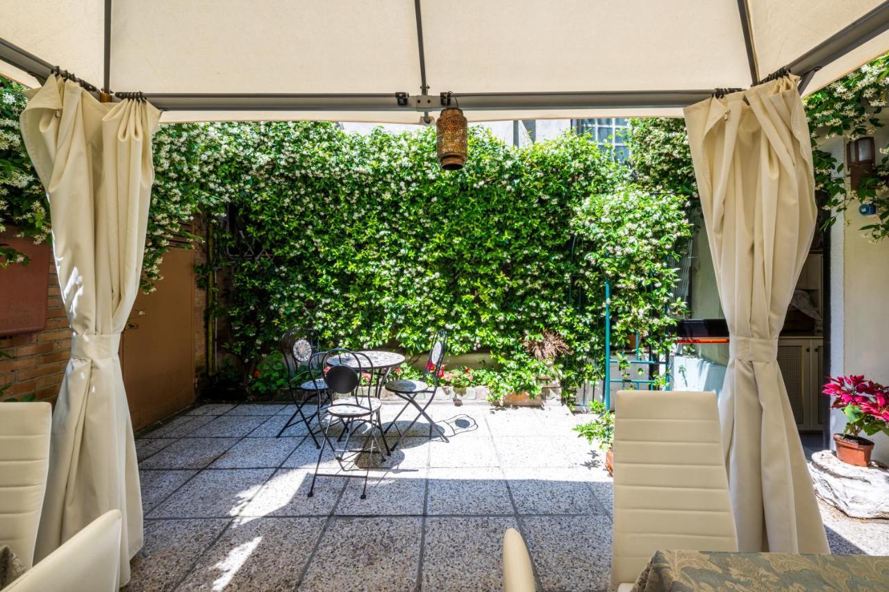 Hotel Apostoli Garden Velence Kültér fotó