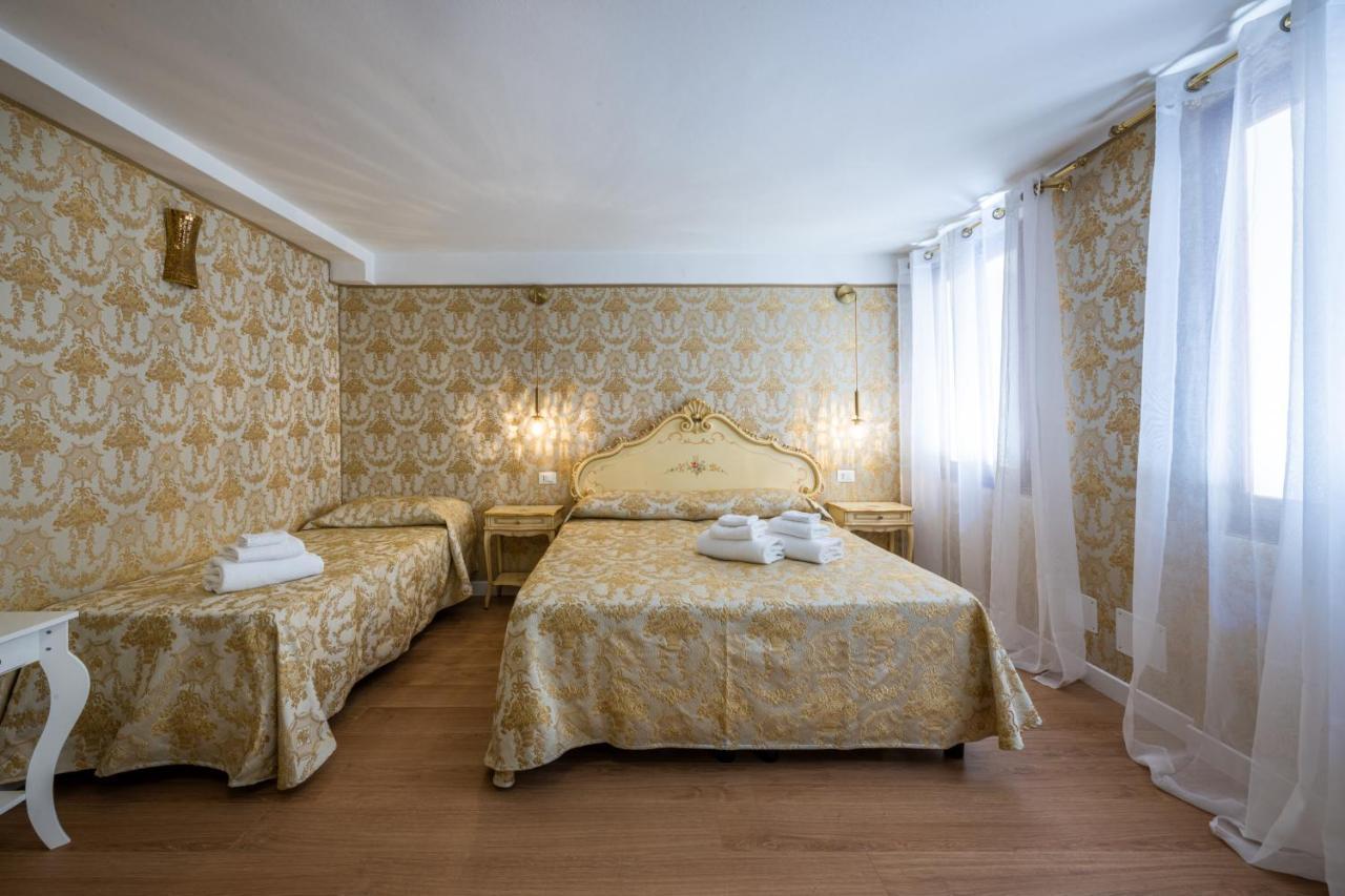 Hotel Apostoli Garden Velence Kültér fotó